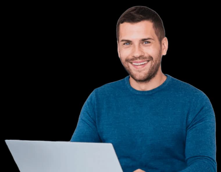 Asesor de EnglishMate con su laptop