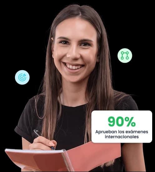 Alumna de EnglishMate junto al mensaje: 90% aprueban los exámenes internacionales